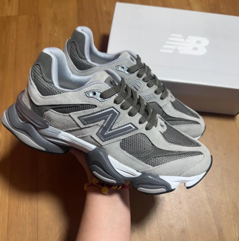 New Balance 9060 Chumbo