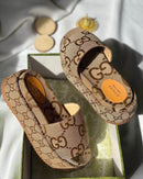 Gucci Sandália Plataforma Monogram Bege