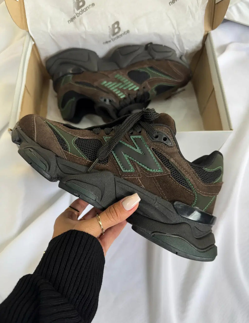 New Balance 9060 Marrom e Verde